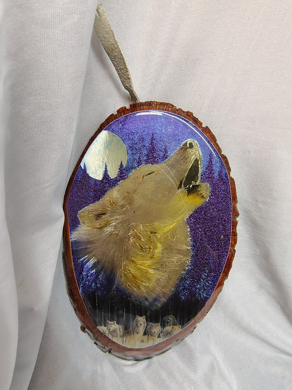 Vtg Metallic Foil Lacquered Art Wood Majestic Moonlit Wolf Wall Art
